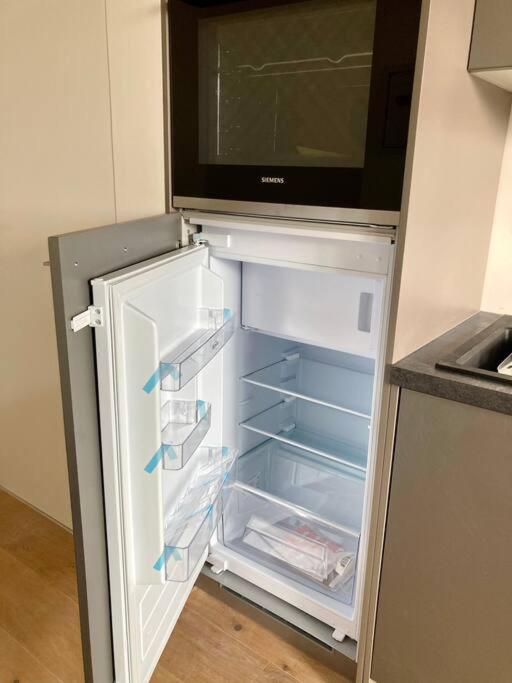 Top Apartment* Panoramic View* Sensible Balcony* * Viena